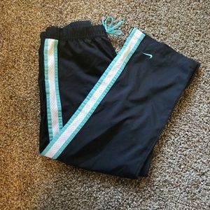 Nike Capri